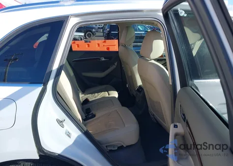 2012 Audi Q5 2.0T Premium z USA, uszkodzony, nr VIN WA1LFAFP6CA016735